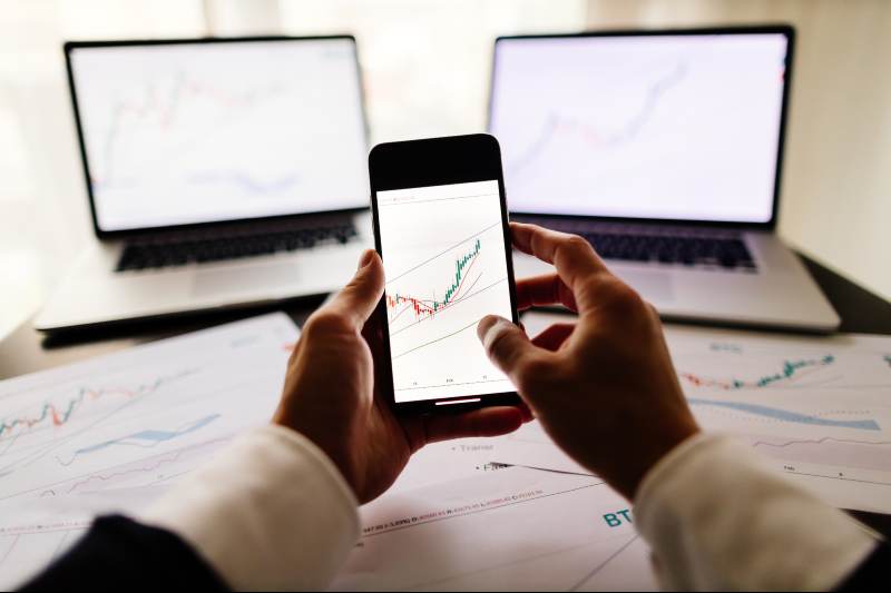 financial Investment broker workplace
